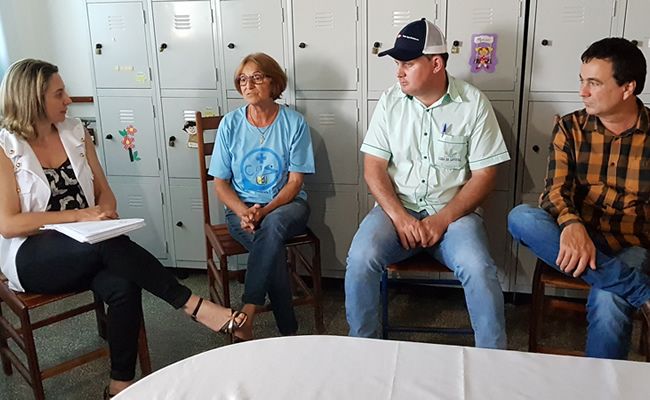 Jaqueline Cassol visita APAE de Espigão do Oeste e toma conhecimento de projetos