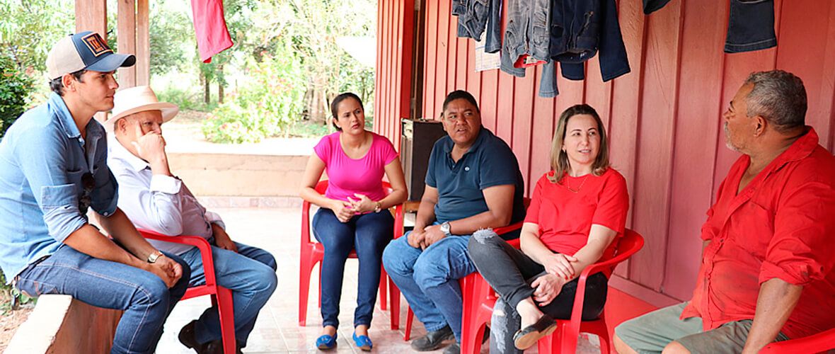 Em São Francisco, produtores relatam a Jaqueline Cassol ausência de incentivo e assistência técnica no campo