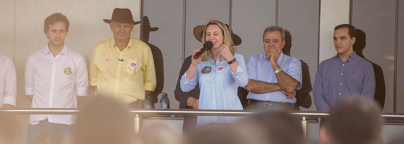 Jaqueline Cassol leva propostas a mais de 800 funcionários na Cairu