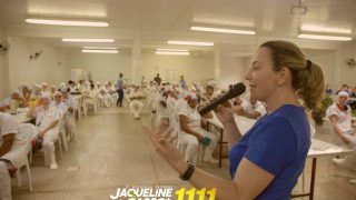 Com os colaboradores da empresa Globo Aves