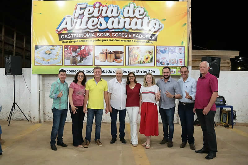 Jaqueline Cassol participa da 1ª feira de artesanato e evento beneficente em Cerejeiras - cidades - jaqueline cassol