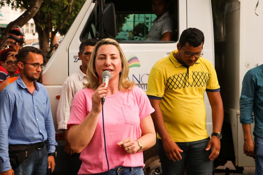 Deputada federal Jaqueline Cassol defende a redução na tarifa de energia em Rondônia - rondonia - jaqueline cassol