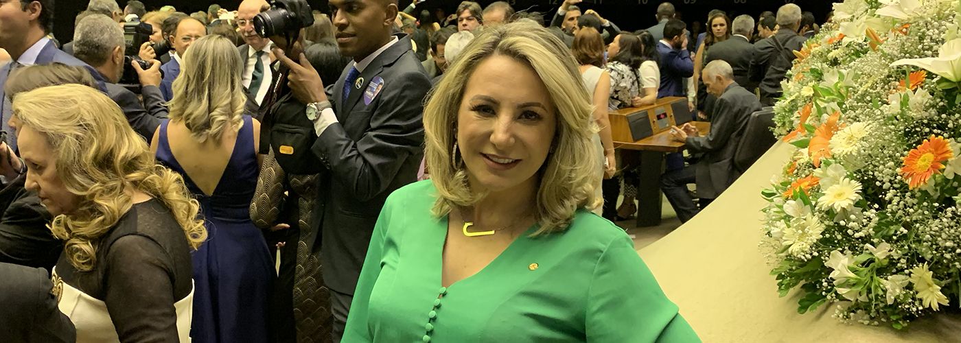 Deputada Jaqueline Cassol participa da sessão solene que inicia os trabalhos legislativos