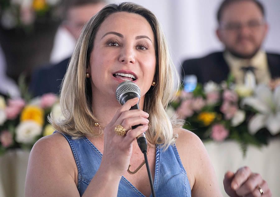 Presidente do PP-RO, deputada Jaqueline Cassol lamenta renúncia do prefeito Airton Gomes