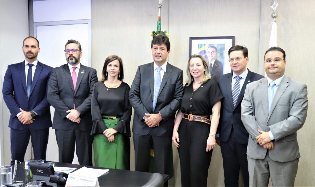 Jaqueline Cassol defende médicos brasileiros formados no exterior e comemora divulgação do Revalida Jaqueline Cassol defende médicos brasileiros formados no exterior e comemora divulgação do Revalida - saude - jaqueline cassol