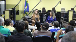 Em reunião com servidores do ex-território deputada Jaqueline Cassol destaca prioridade na luta pela transposição