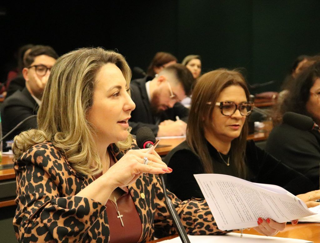 REFORMA DA PREVIDÊNCIA: "Proposta do relator sobre aposentadoria dos professores ainda não é justa", diz Jaqueline Cassol - noticias - jaqueline cassol