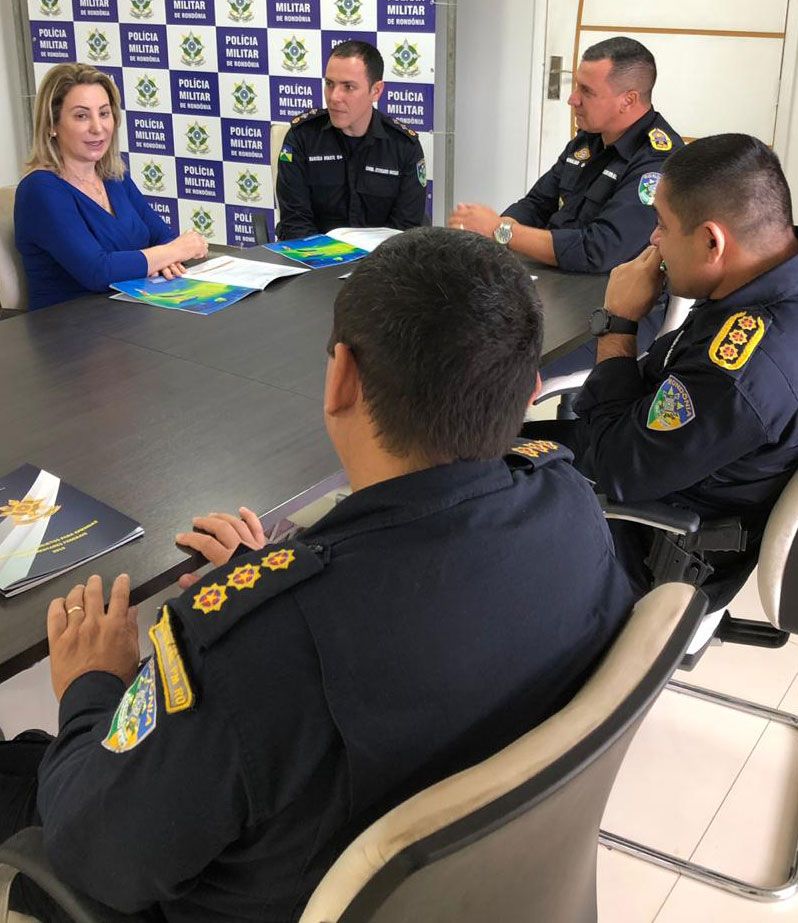 Jaqueline Cassol se reúne com comando da PM para debater ações e melhorias na segurança pública - seguranca - jaqueline cassol