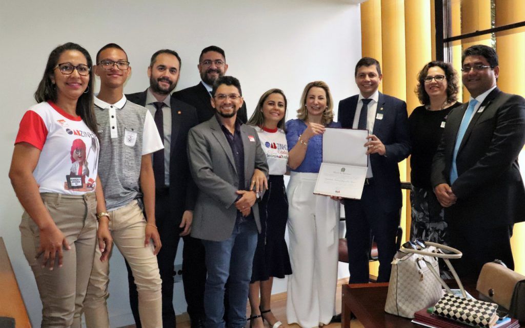 OAB Rondônia homenageia deputada federal Jaqueline Cassol - juridica - jaqueline cassol