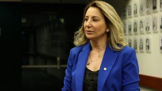 “Sou totalmente contra o impedimento do funcionamento da advocacia”, afirma Jaqueline Cassol