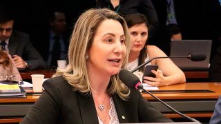 Deputada federal Jaqueline Cassol é favorável ao Fundo Especial de Financiamento de Campanhas